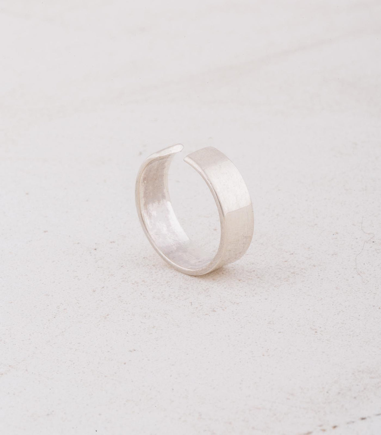 gia cuff de oreja