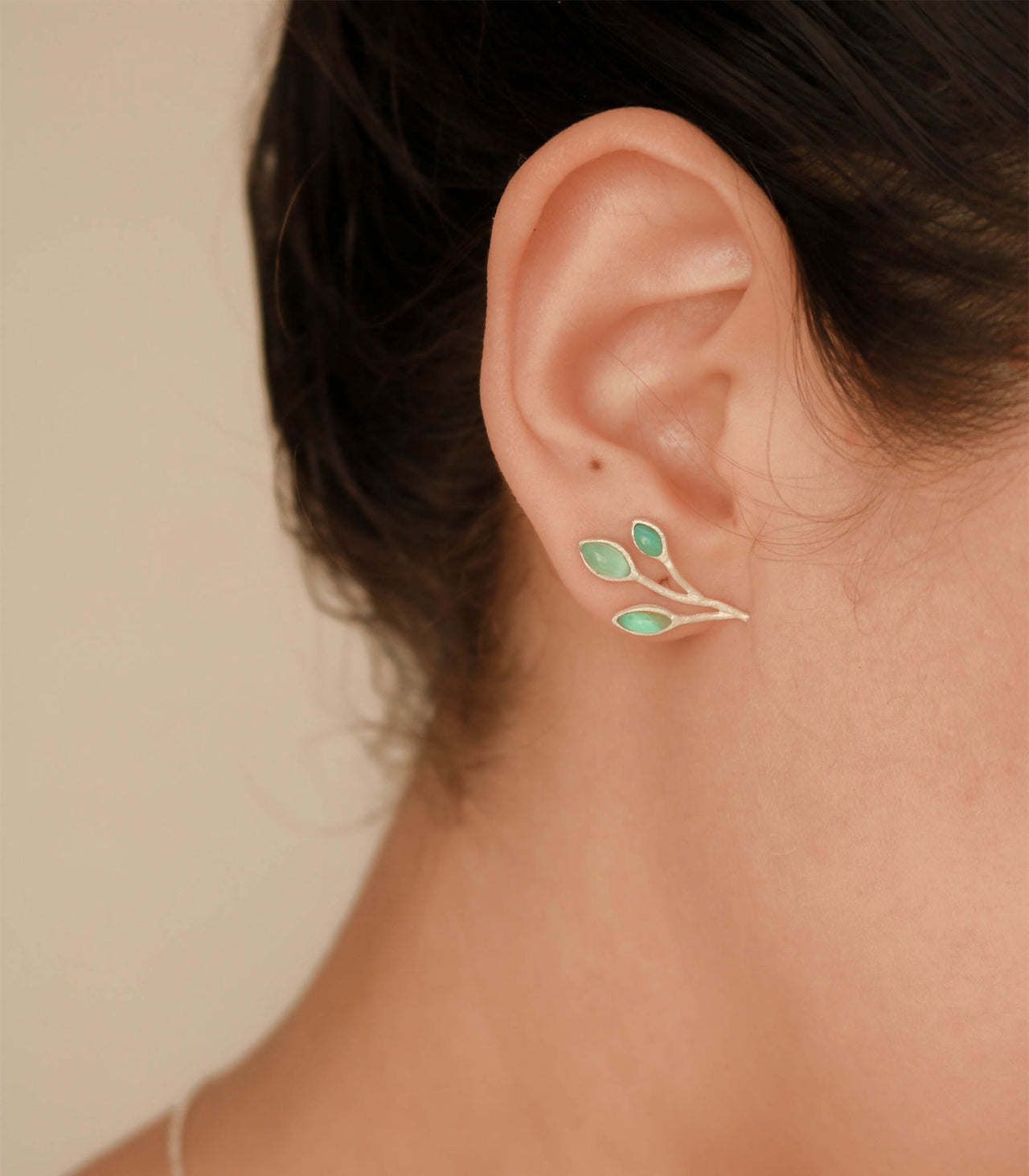 LAURELLA ARETES PLATA 950 Y ÓPALO ANDINO