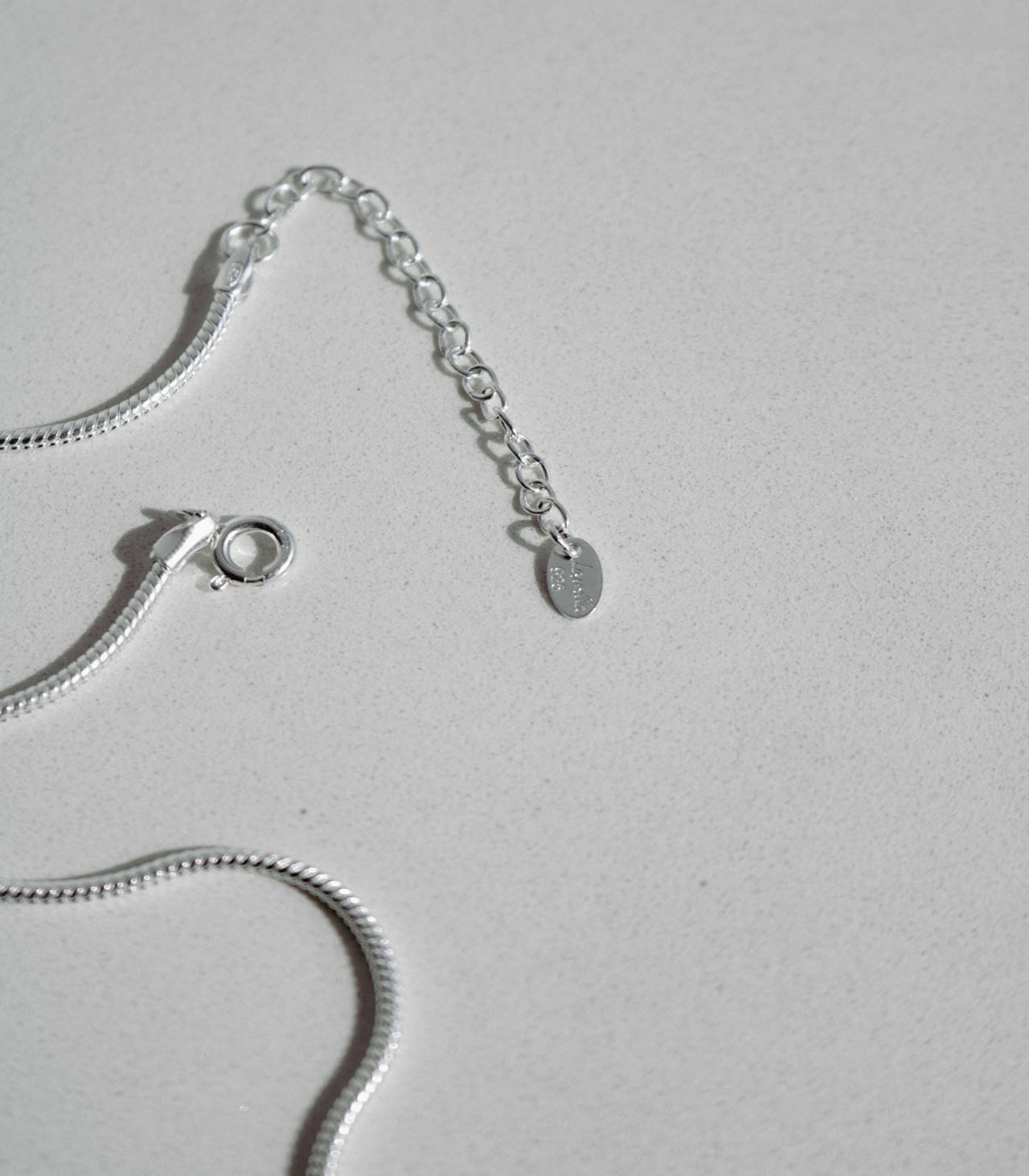 Line | Silver Chain