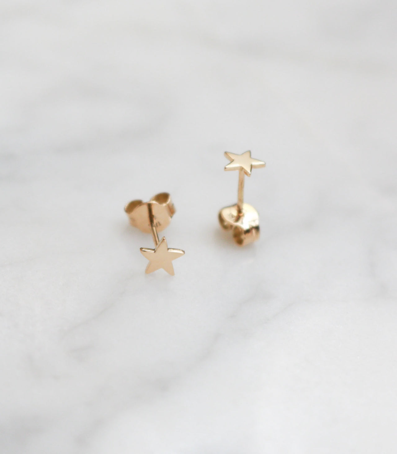 ARETES TWINKLE 18K EN ORO 18K, JOYERÍA LAURELLA