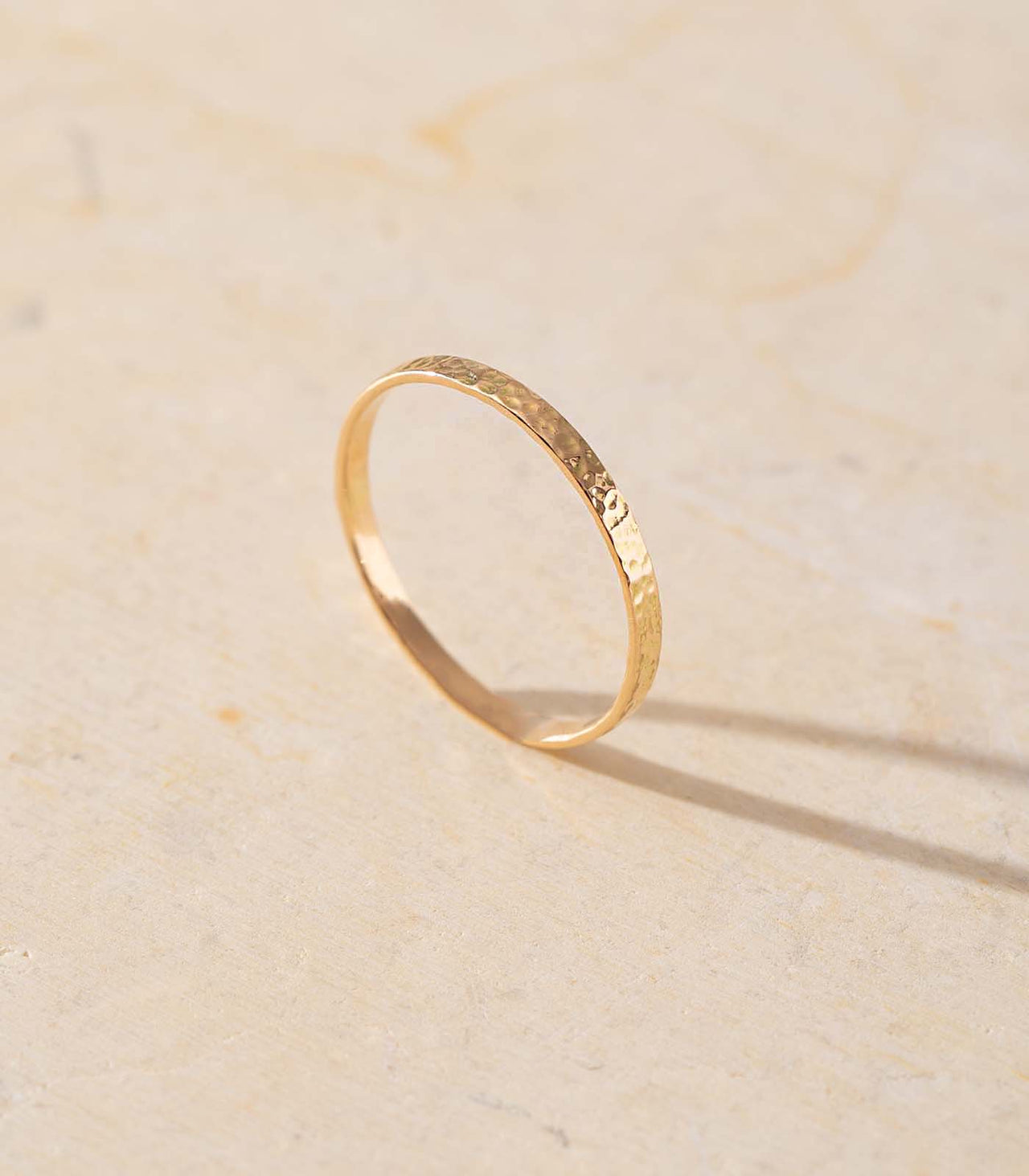 Anillo de 18k sale